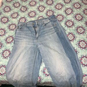 American Eagle Outfitters Light Blue Boyfriend Jeans